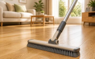 Laminate floor brush picks up dust and pet hair without scratching.